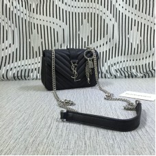 YSL Borsa piccola con catena a busta Pelle di capra nera 18 cm