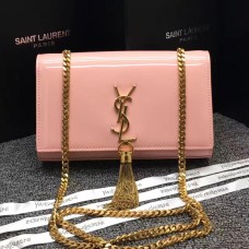 Borsa YSL con catena con nappe 22 cm in pelle verniciata rosa