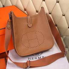 Hermes Evelyne III Togo Borsa a tracolla in pelle marrone