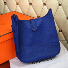 Hermes Evelyne III Togo Borsa a tracolla in pelle blu elettrico